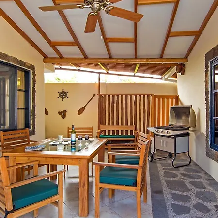 Galapagos Cottages Puerto Ayora  Exterior foto